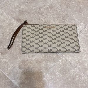 Leather Wristlet 👛